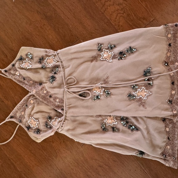 Beaded Party dress - Picture 2 of 6